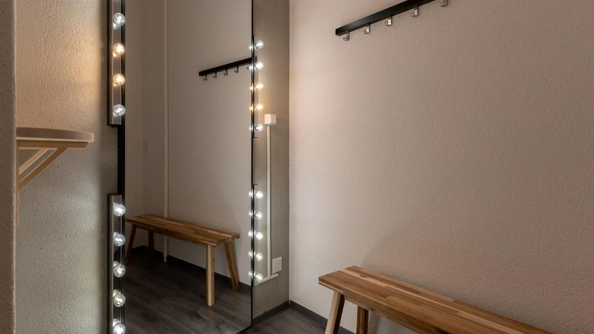 Mue Cubes - Capsule Hotel Basel Switzerland