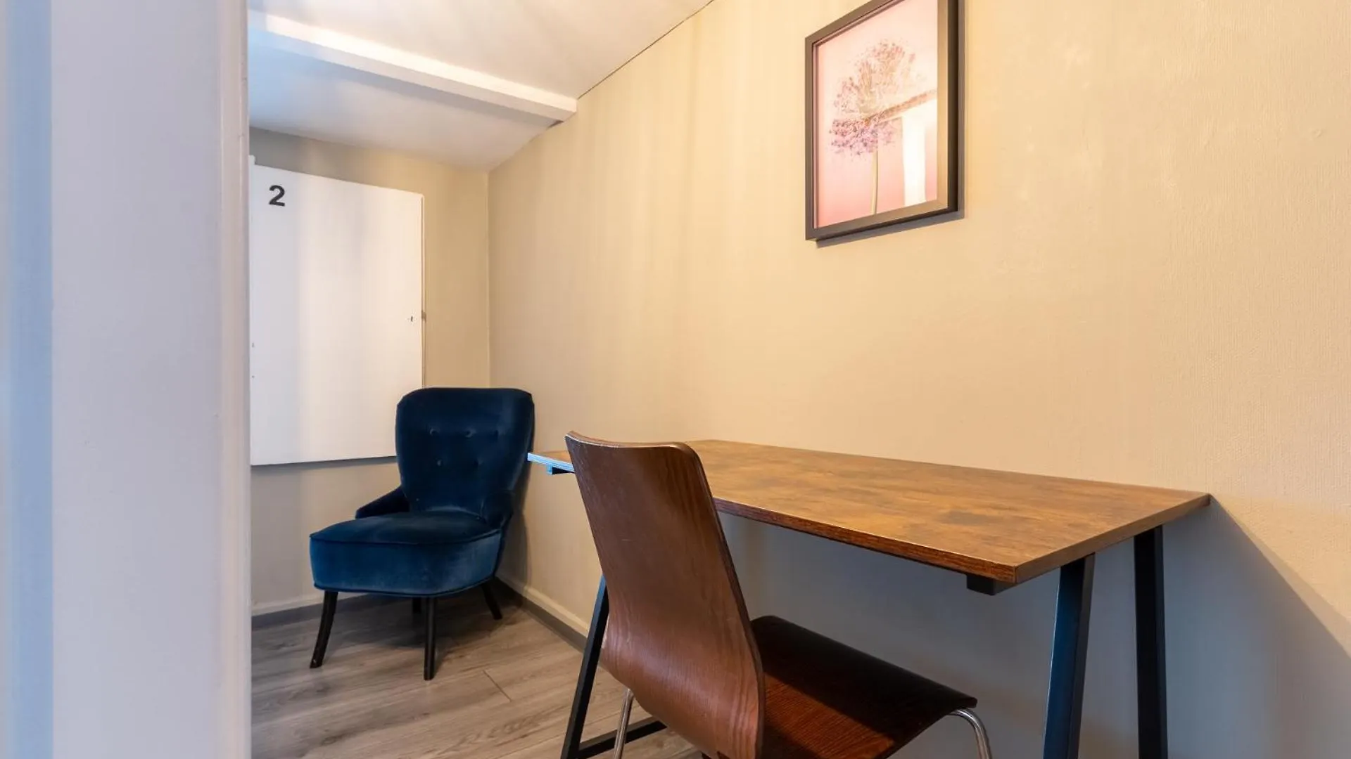Mue Cubes - Capsule Hotel Basel