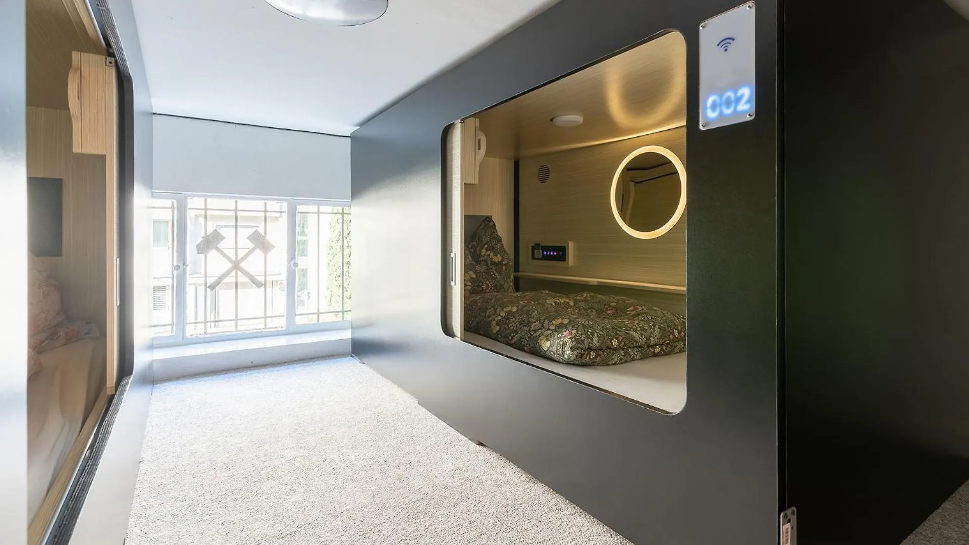 Mue Cubes - Capsule Hotel Basel