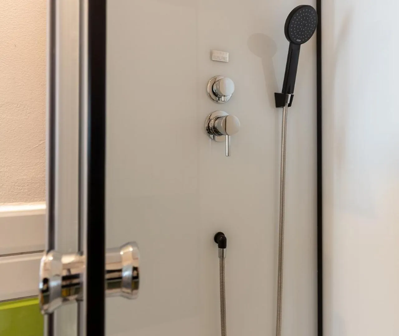 Mue Cubes - Capsule Hotel Basel Schweiz