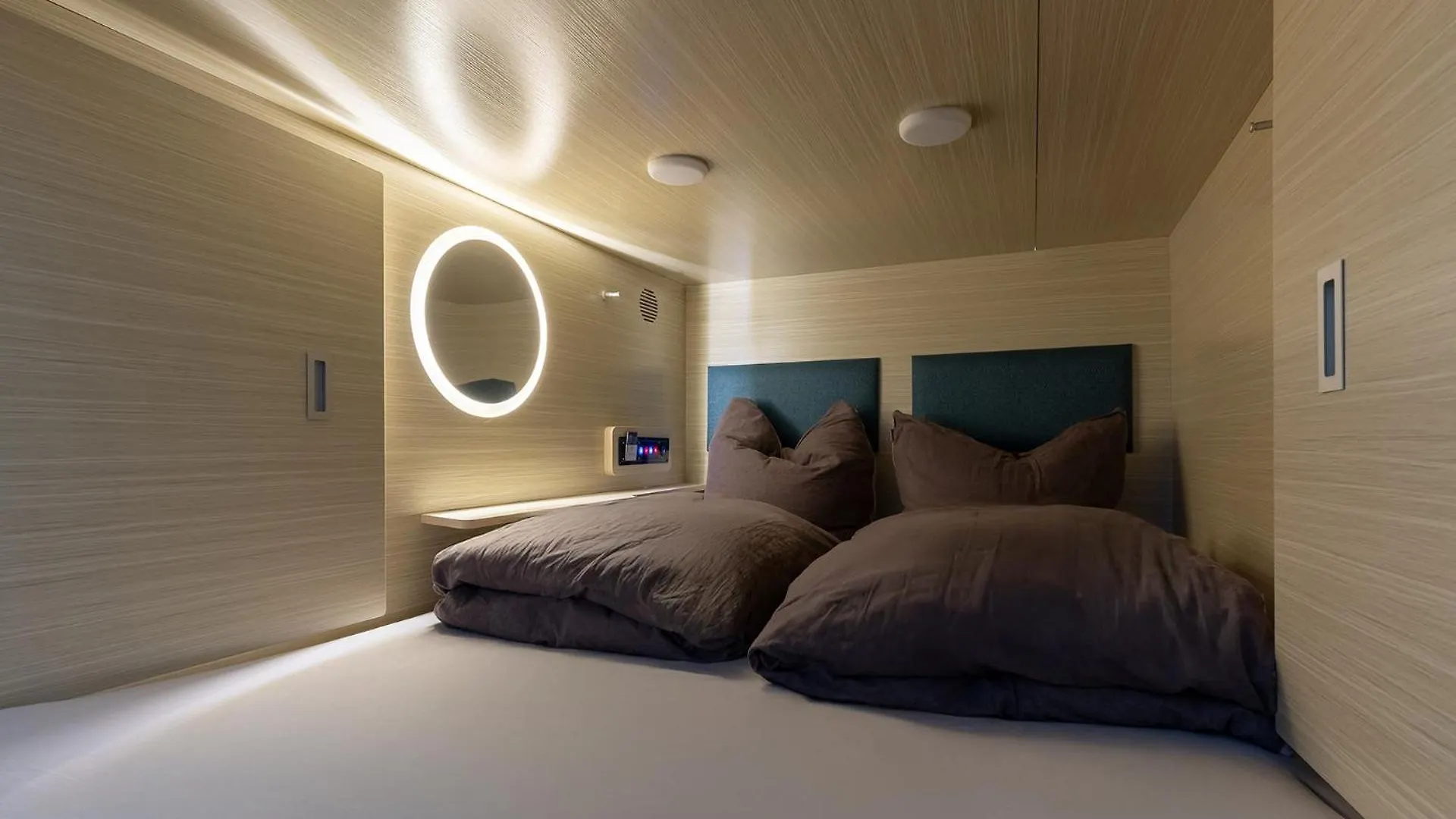 Mue Cubes - Capsule Hotel Basel