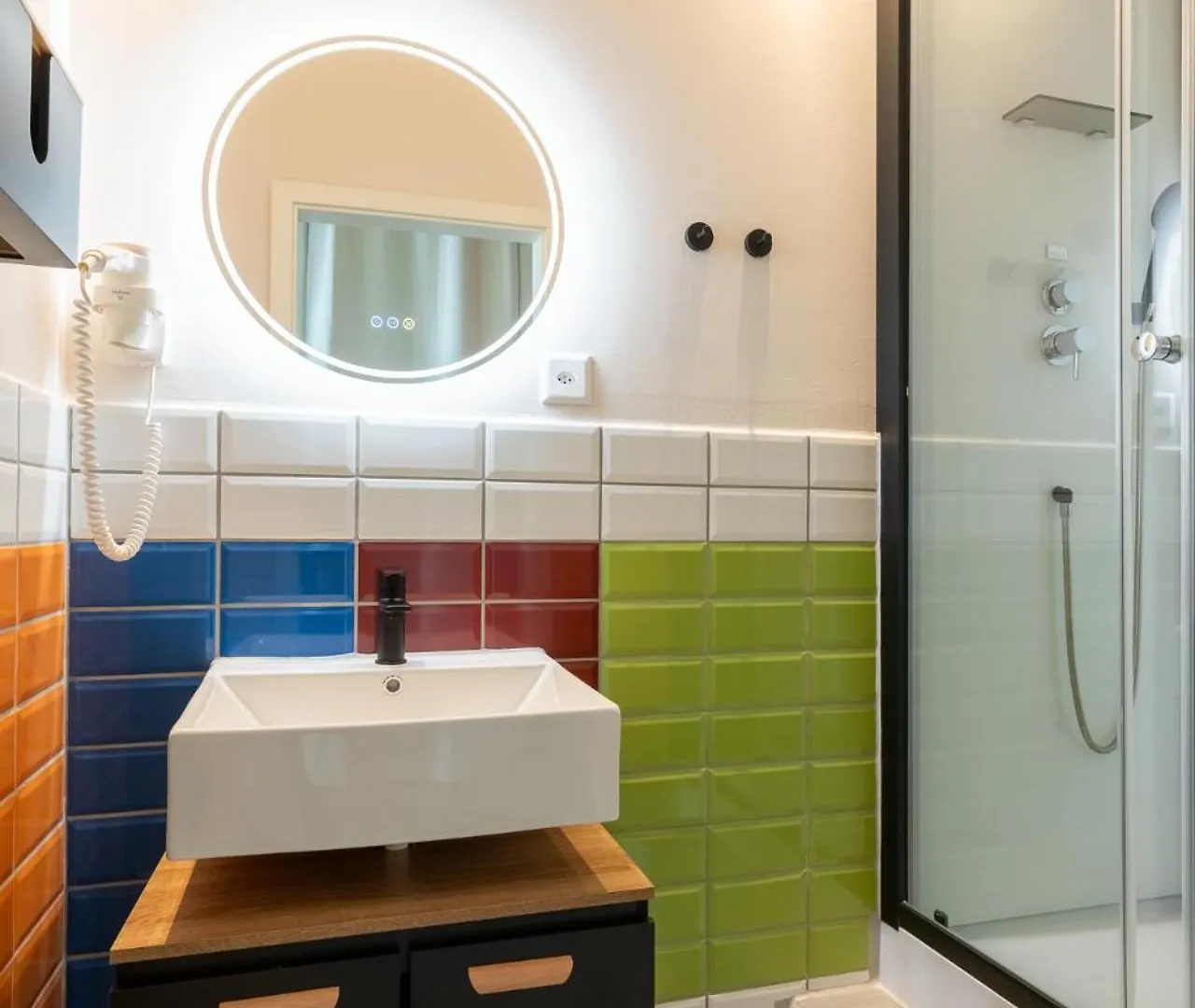 Mue Cubes - Capsule Hotel Basel Schweiz