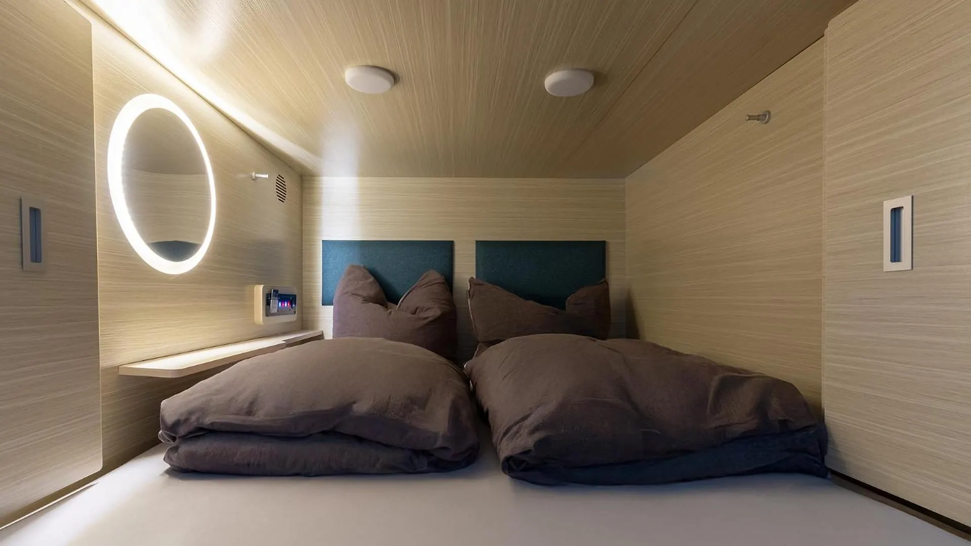 Mue Cubes - Capsule Hotel Basel