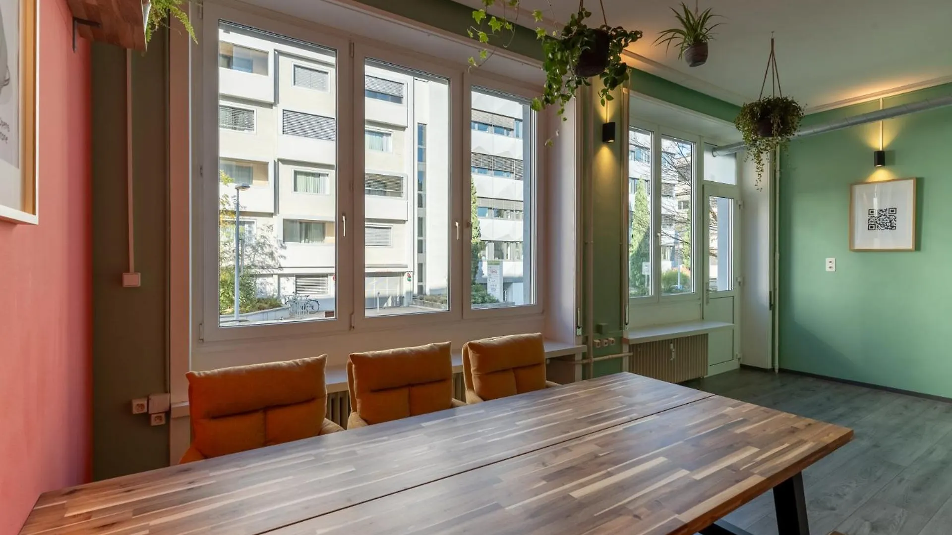 Mue Cubes - Capsule Hotel Basel